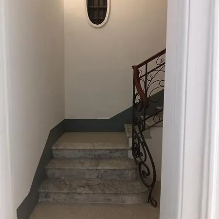 Lux House Guest house